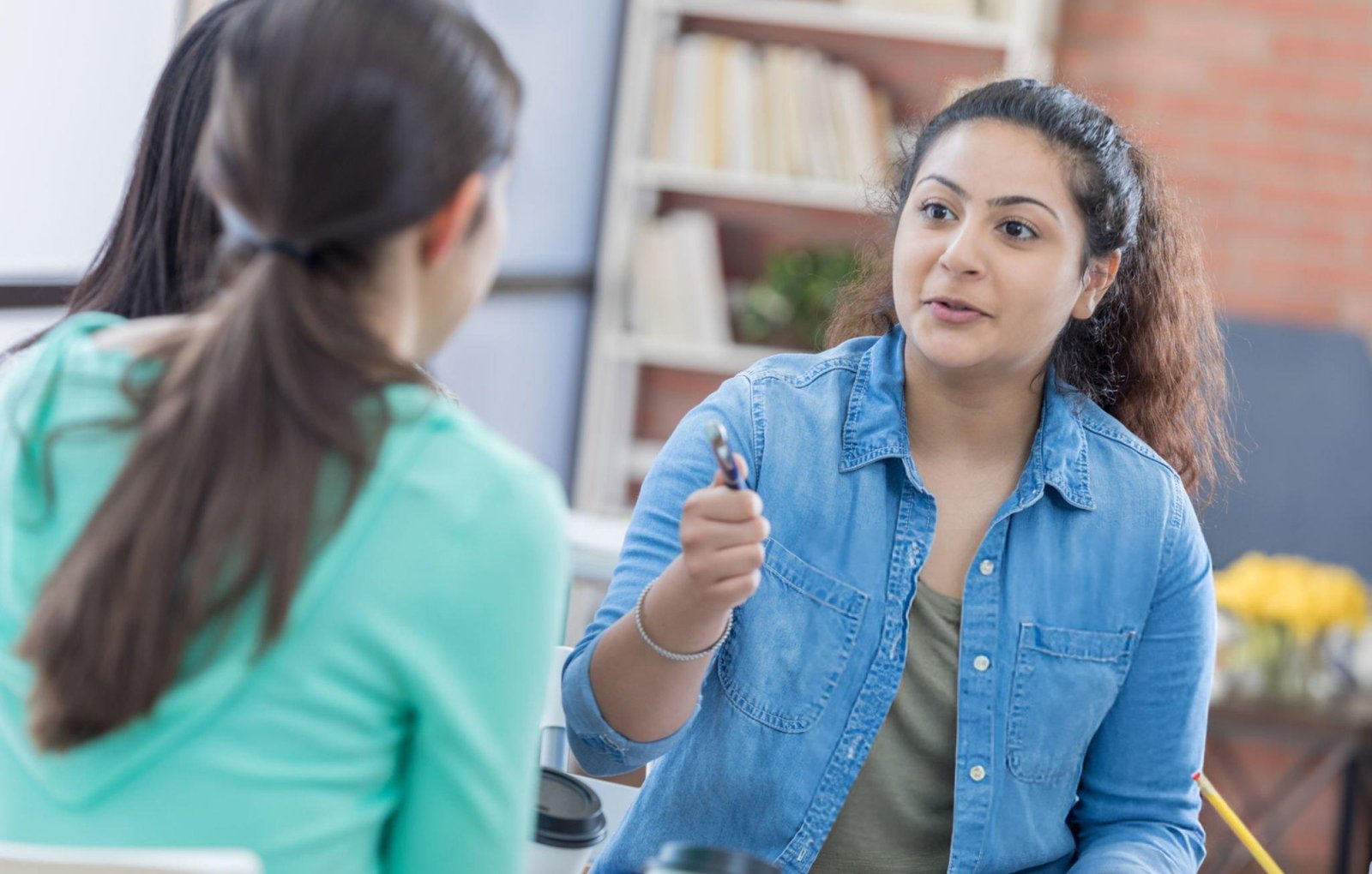 CBT vs. Hypnotherapy: What Works When?